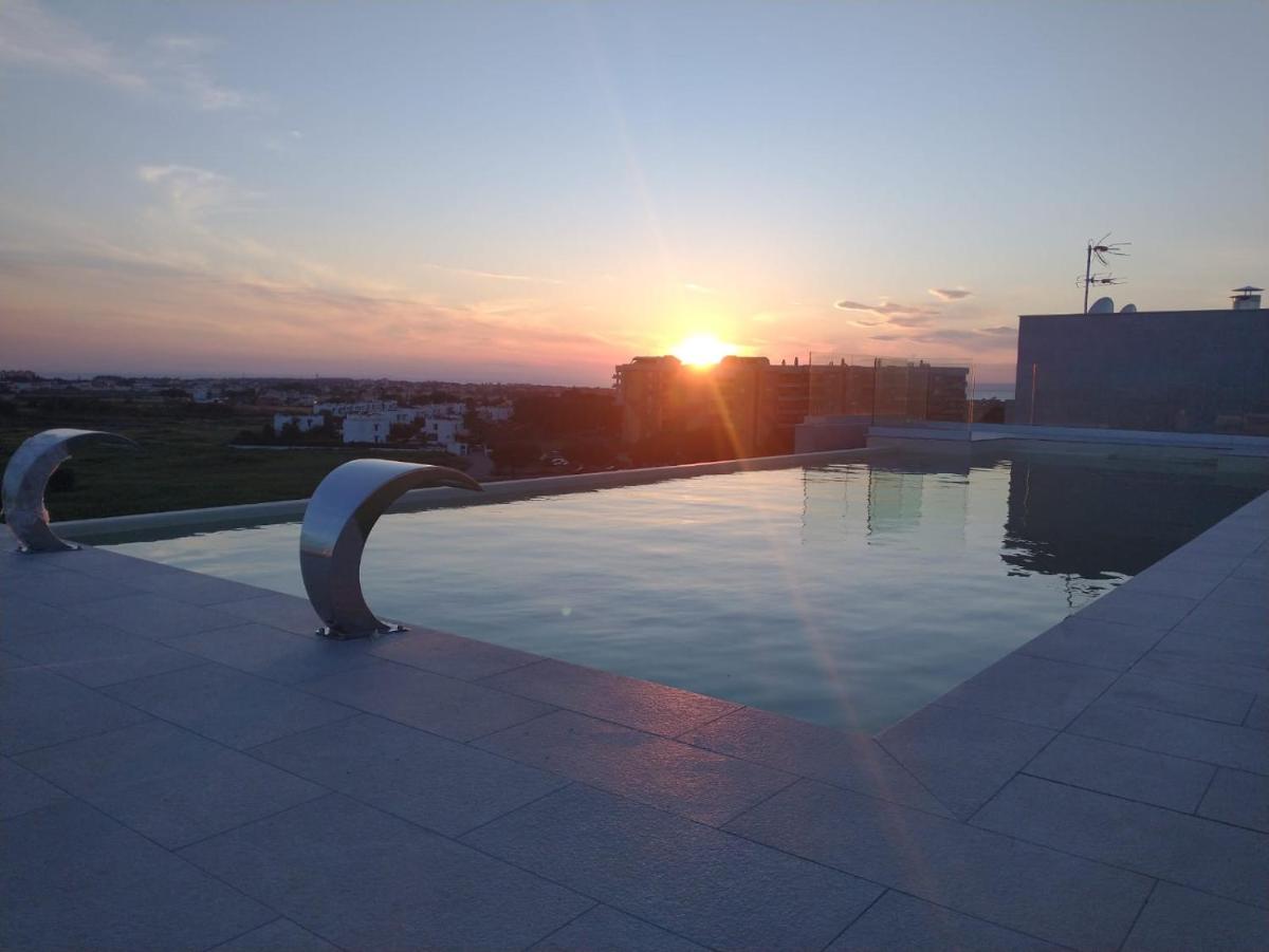 Salina Hotel - Housity