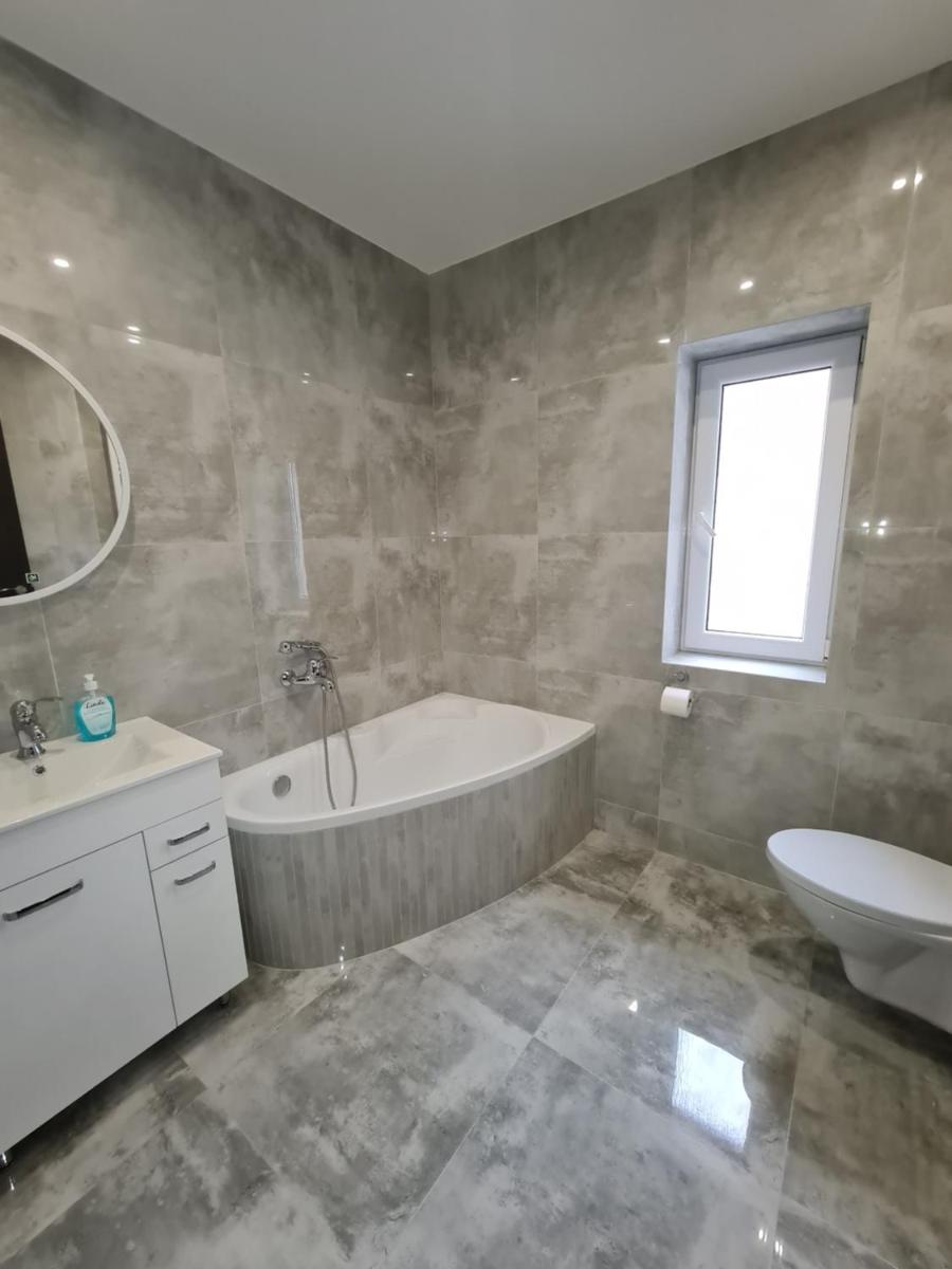 Ines Apartament - Housity