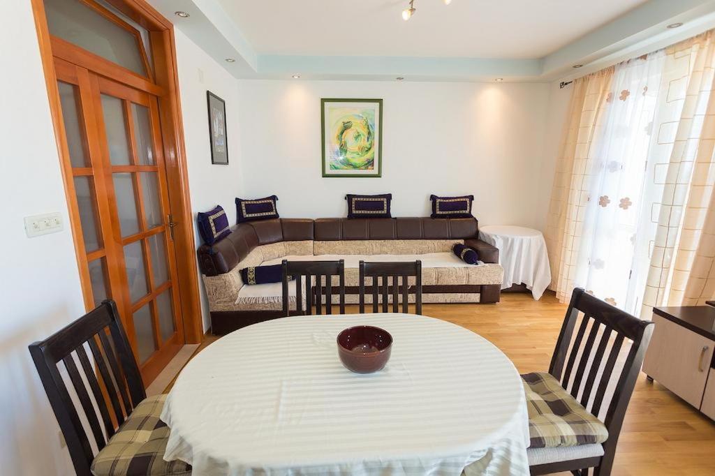 Panorama Tarik Rooms - Housity