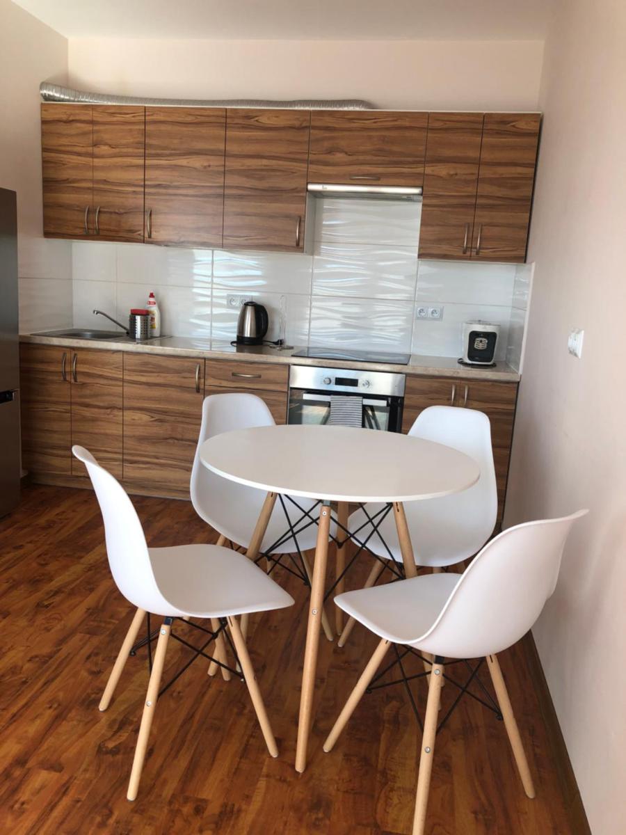 Apartamenty Kierunek Podlasie - Housity