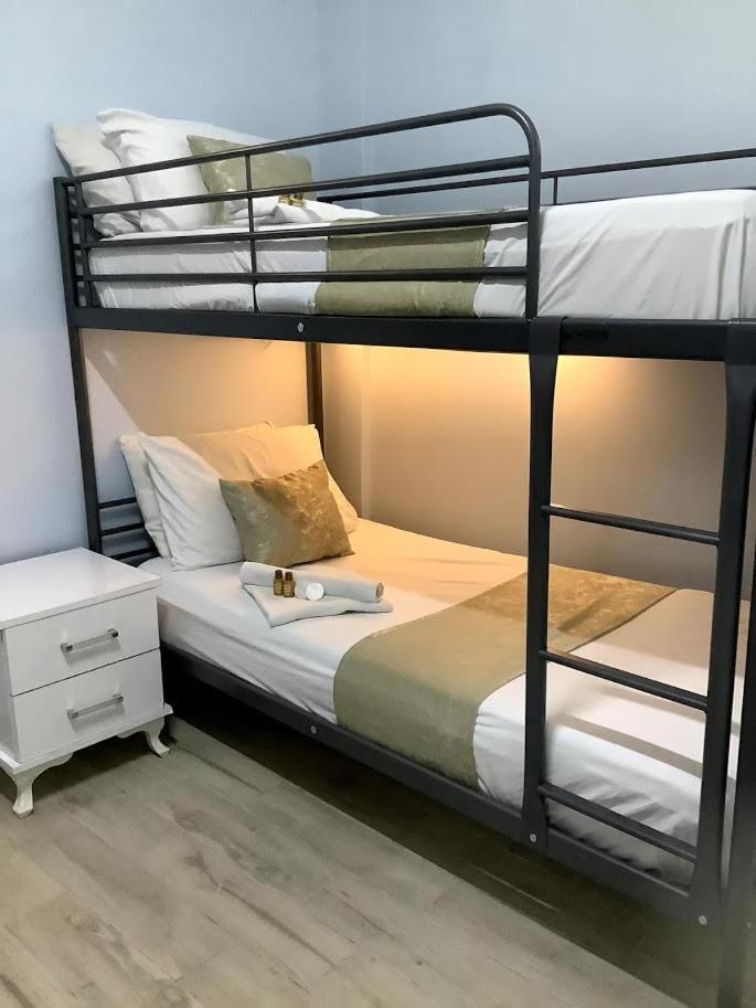 KEMER HOSTEL - Housity