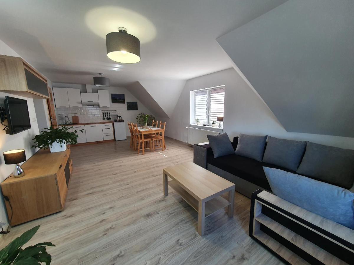 MTK Pokoje i Apartamenty - Housity