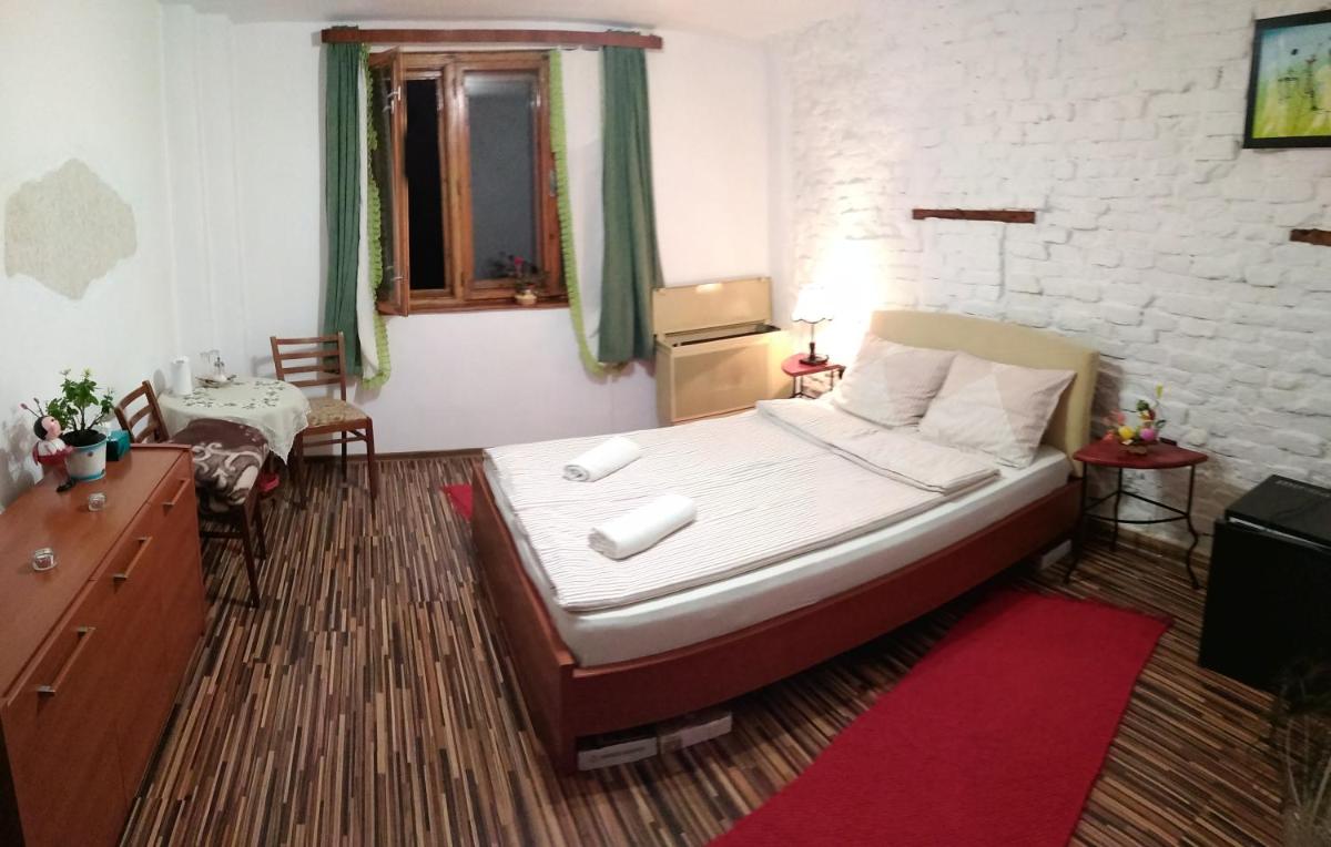 GrandPa's Room - Housity