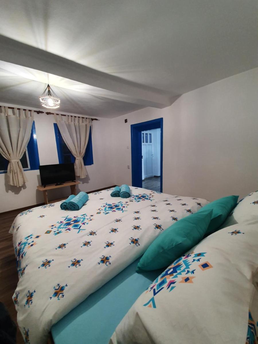 Casa Pavel Jurilovca - Housity