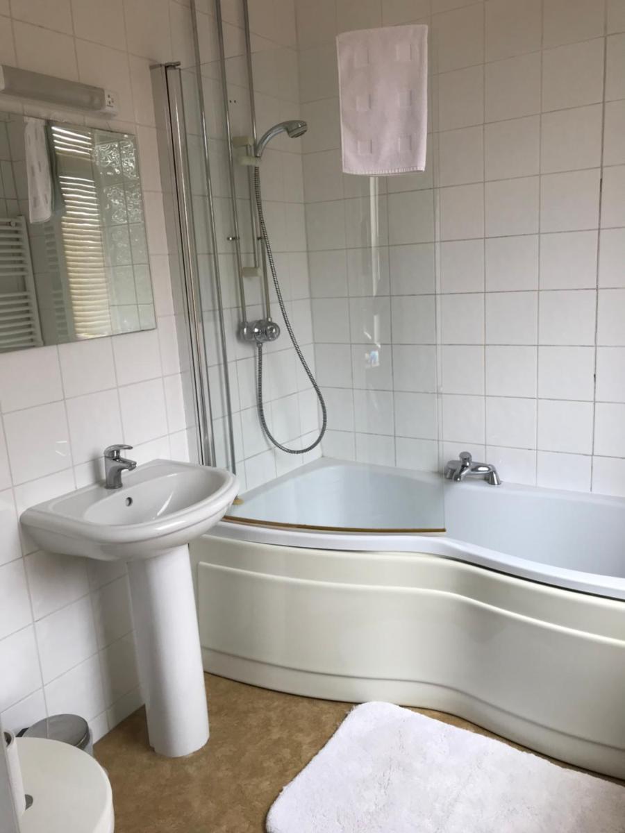 The Hawthornes Licensed Guest House - Housity