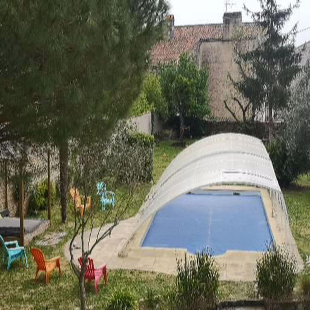 Gîte la Gatounette piscine jardin partagé avec hôtes - Housity