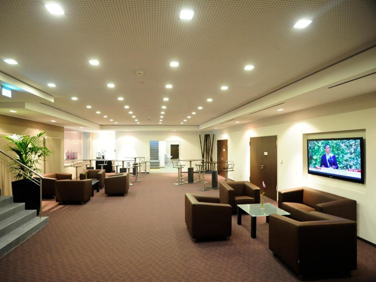 Hotel Schweizer Hof - Housity