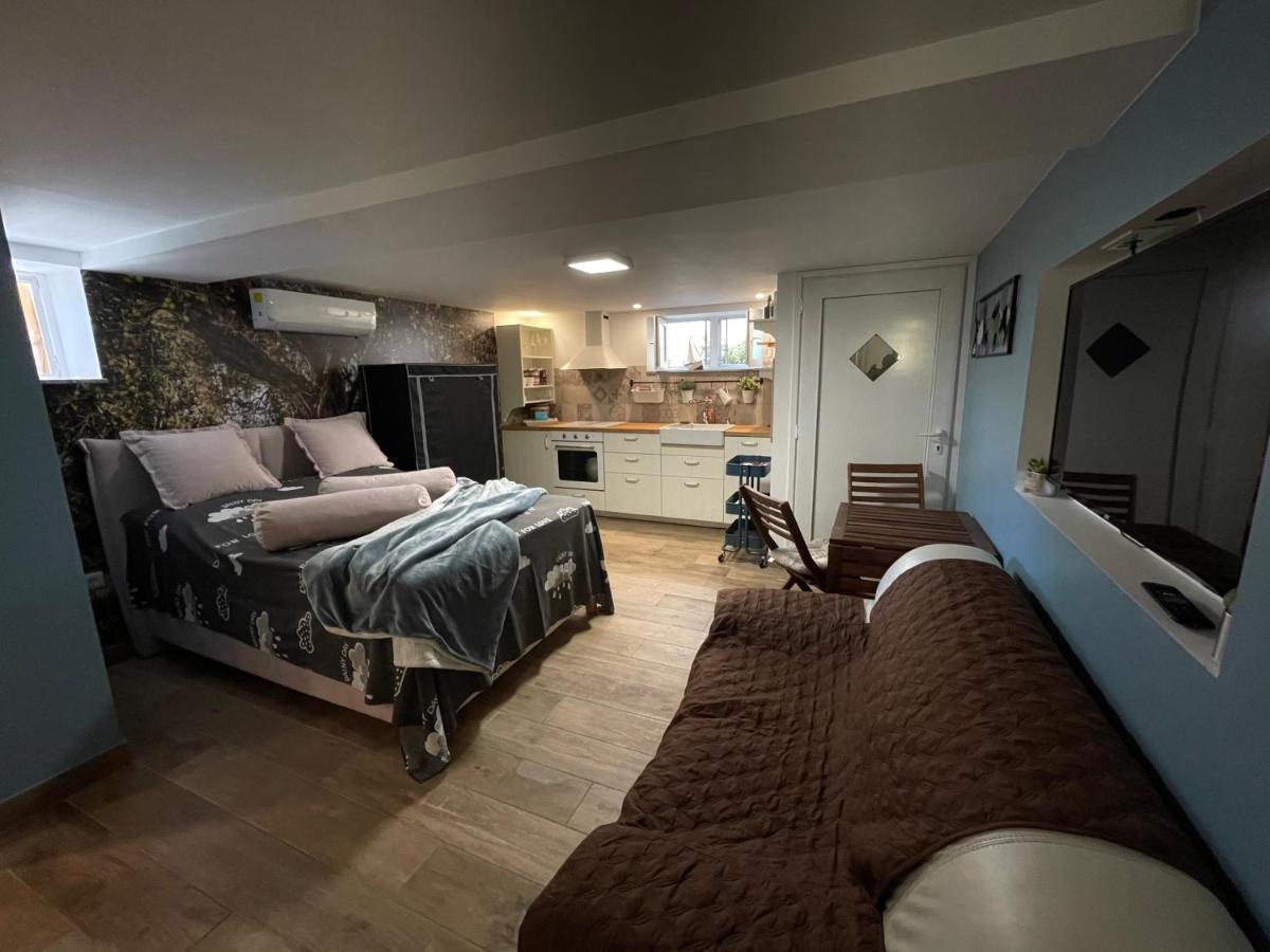 Suitetrails - Studio apartman Pod Room
