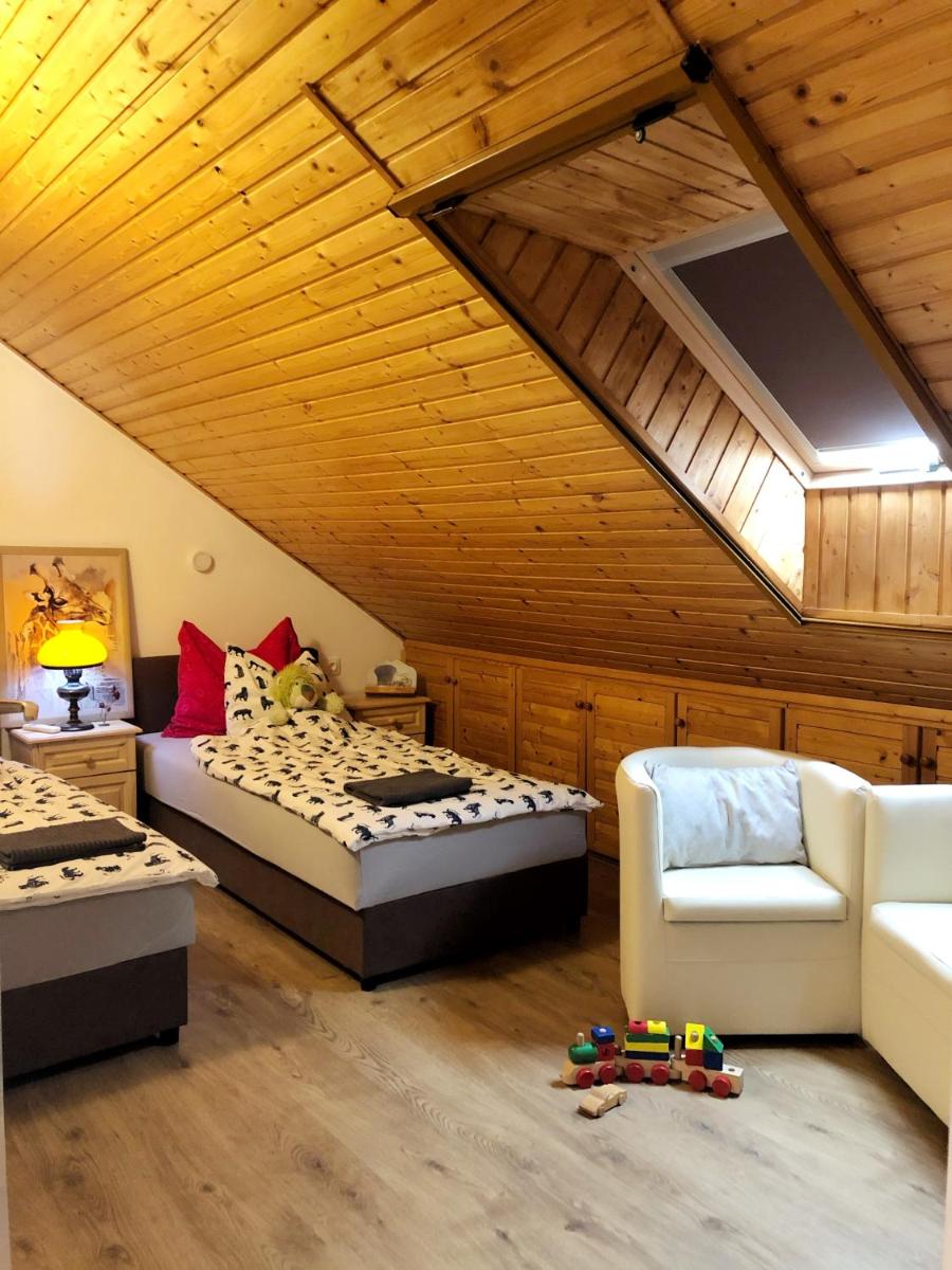 Balaton Apartman Paloznak - Housity