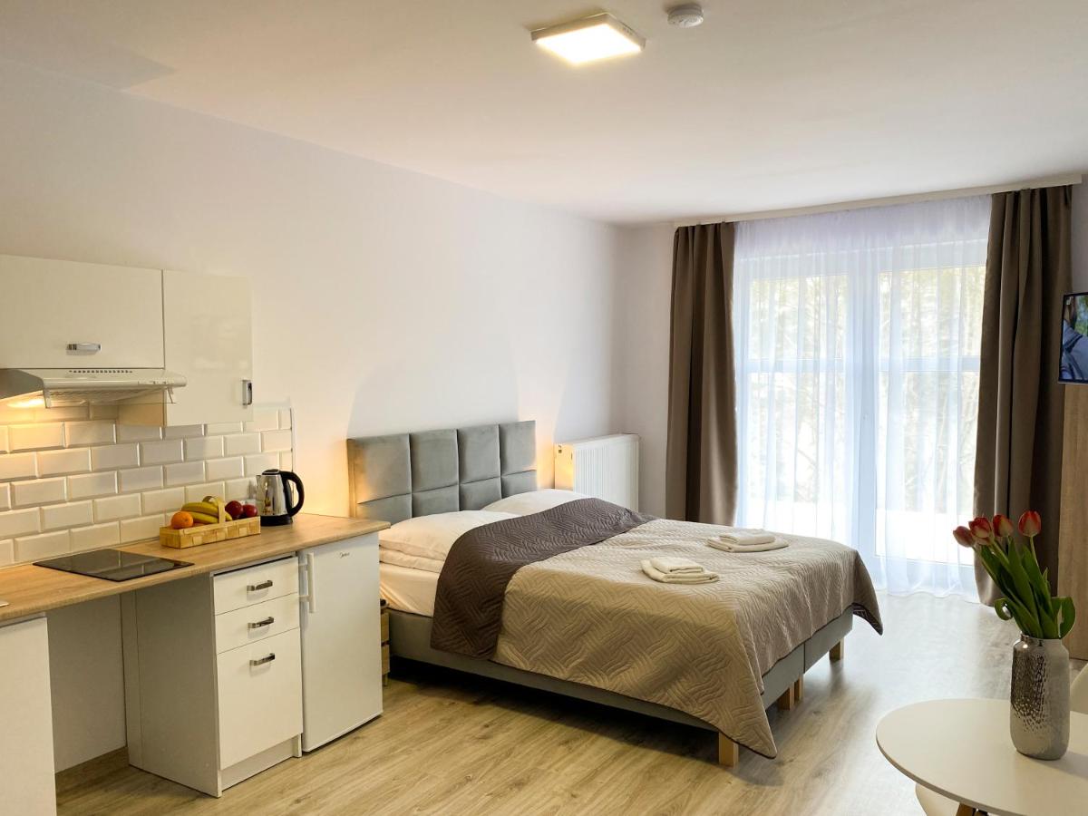Bałtycka Osada - Housity