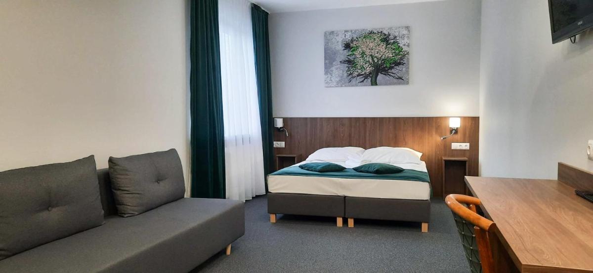 Eurohotel - Housity