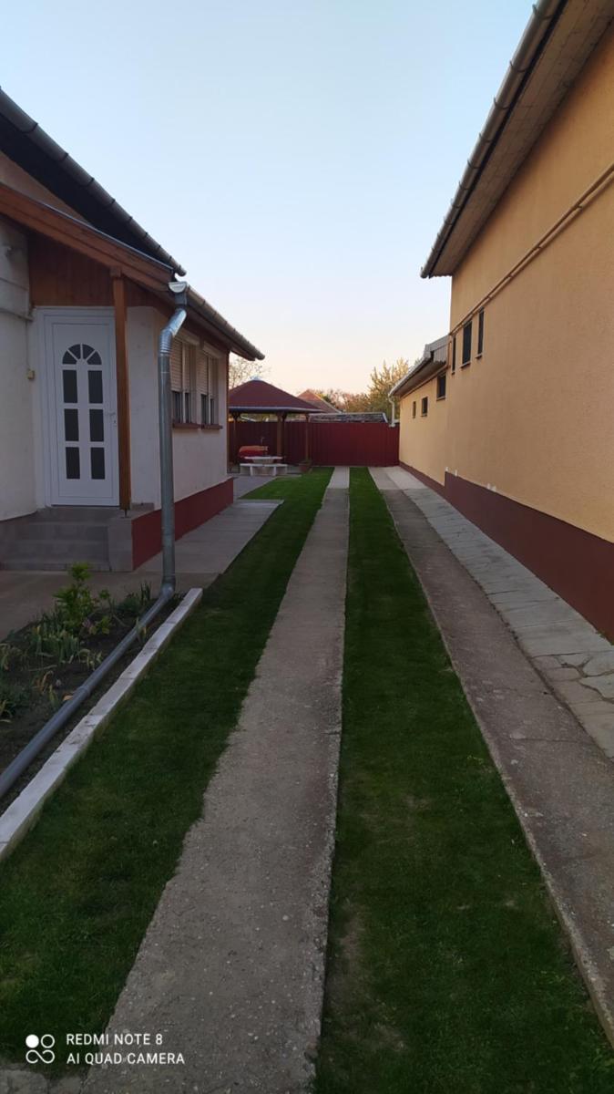 Abacskó Ház - Housity