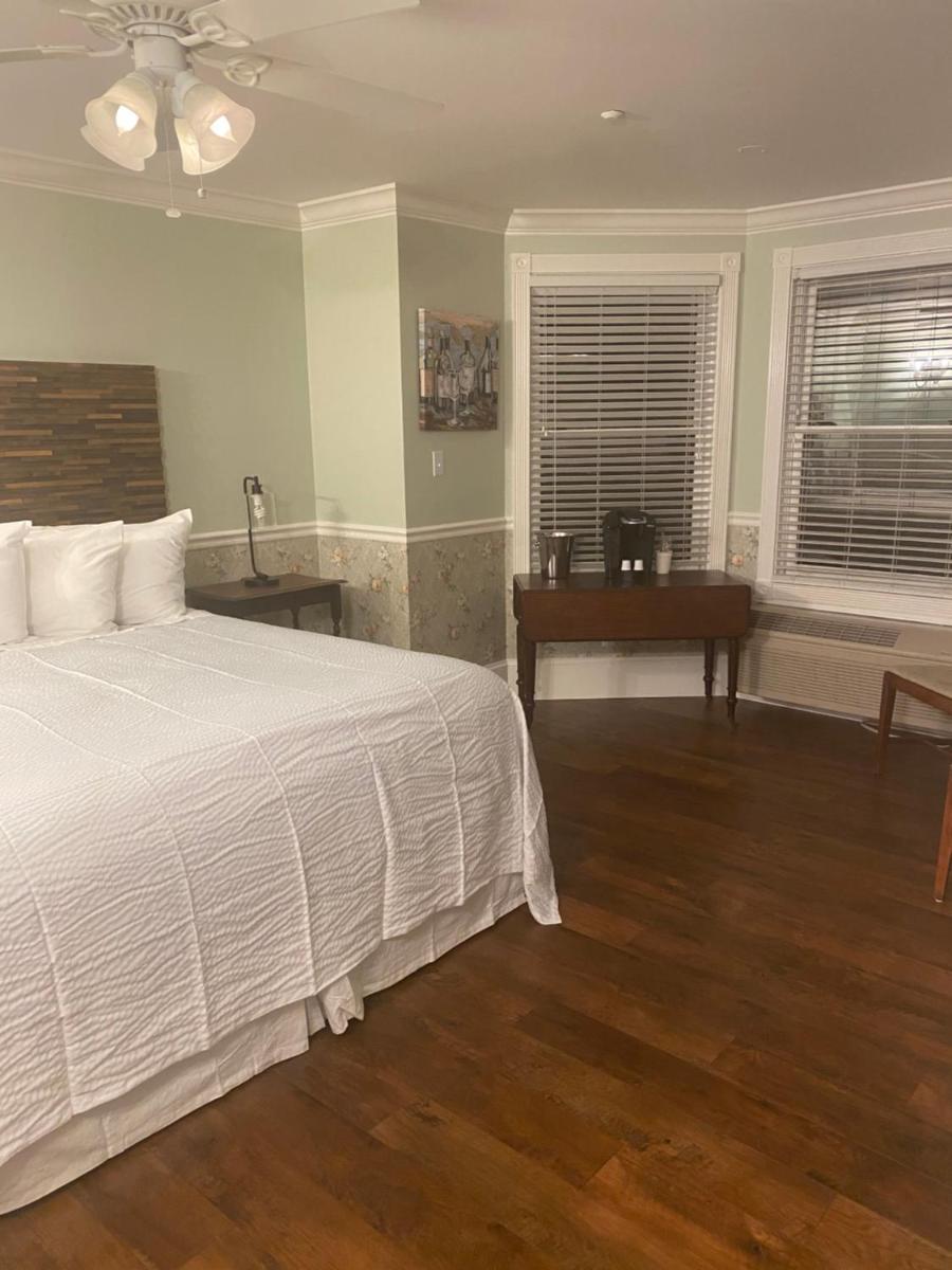 The Inn at 161 - Housity