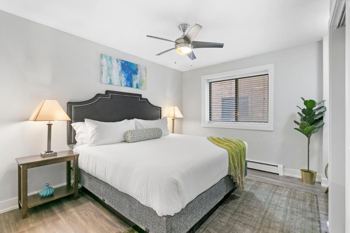 Modern & Stylish 1BR Apt in the Center of Lakeview - Oakdale 209 rep - Housity