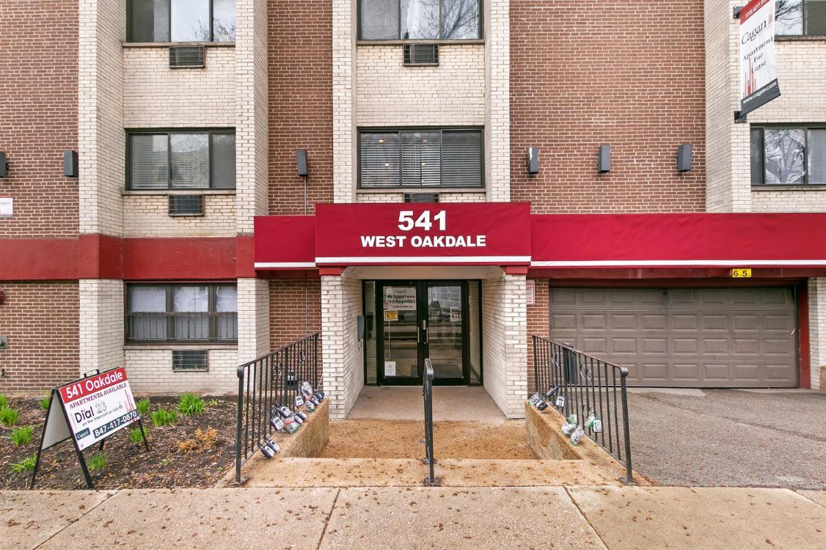 Convenient Location & Cozy Studio Apartment - Oakdale 218 rep - Housity
