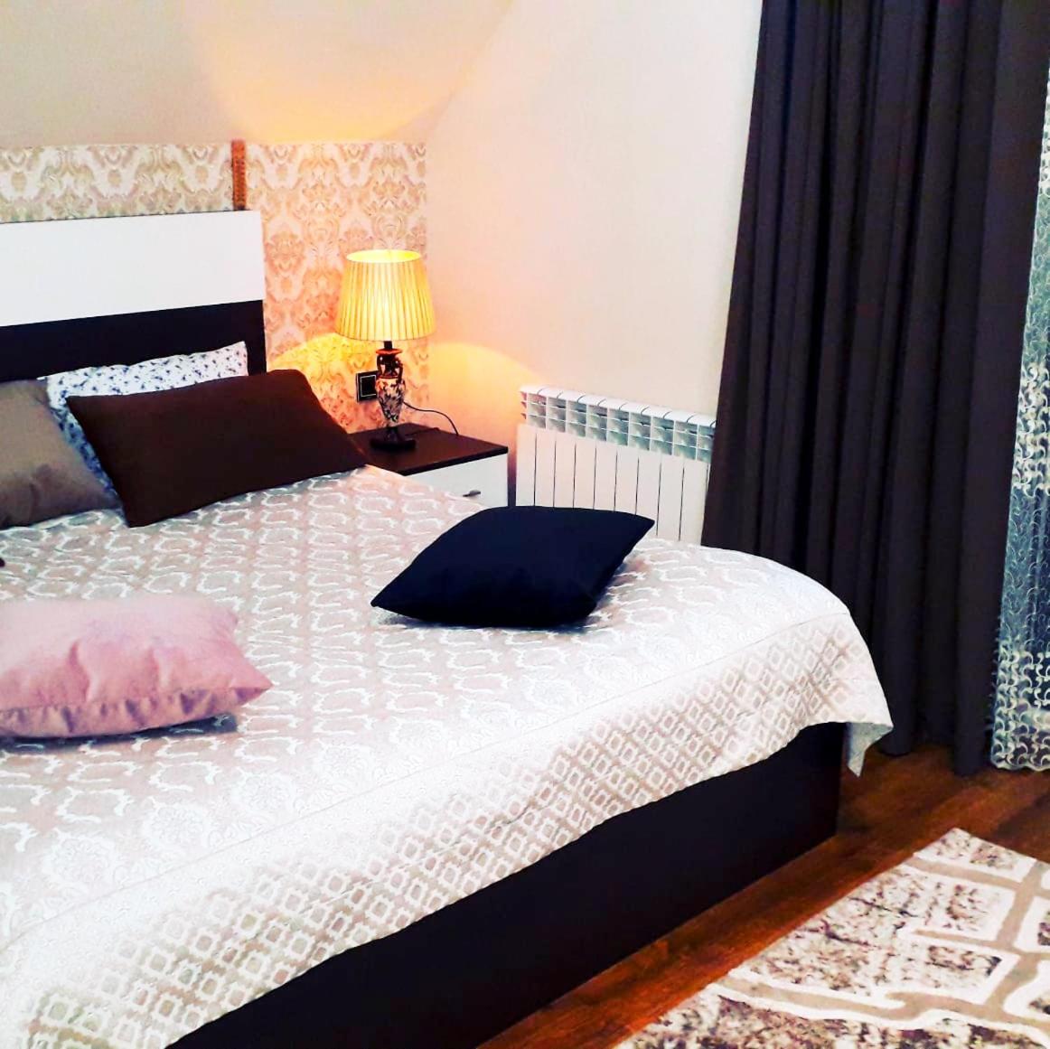 Dom Semya Deluxe Gusar - Housity