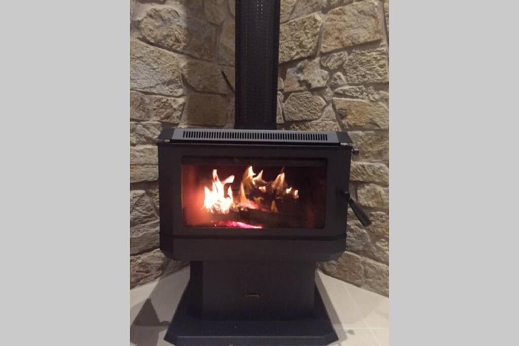Benny's Retreat Luxury Bushland Escape - Housity