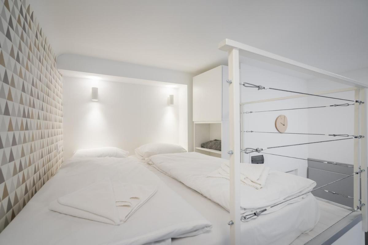 BpR Cerebria Home - Housity