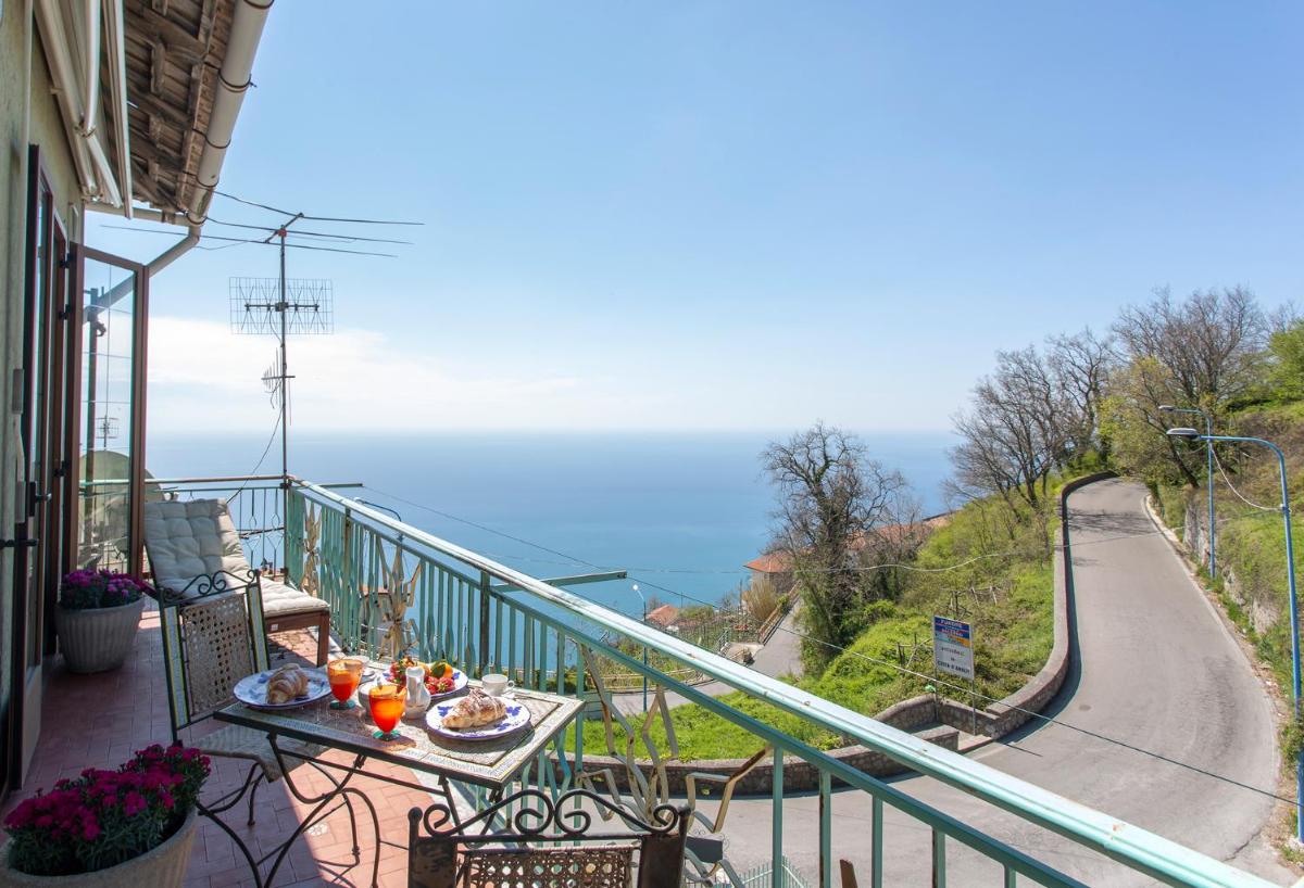 House-Charme degli Dei Holidays in Amalfi Coast - Housity