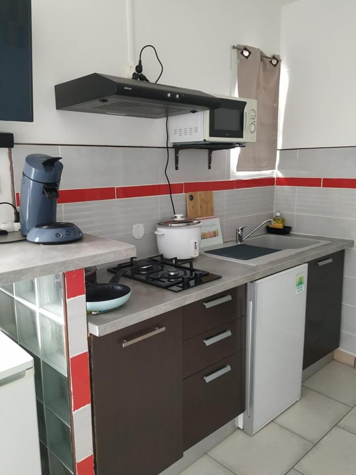 Charmante petite maison dans le Sud, idéal pour un couple ou couple avec 2 enfants - Housity