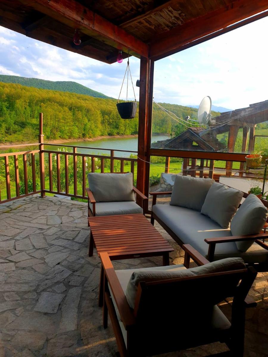 Villa Natura,a private villa next to a picturesque lake near Vratsa - Housity