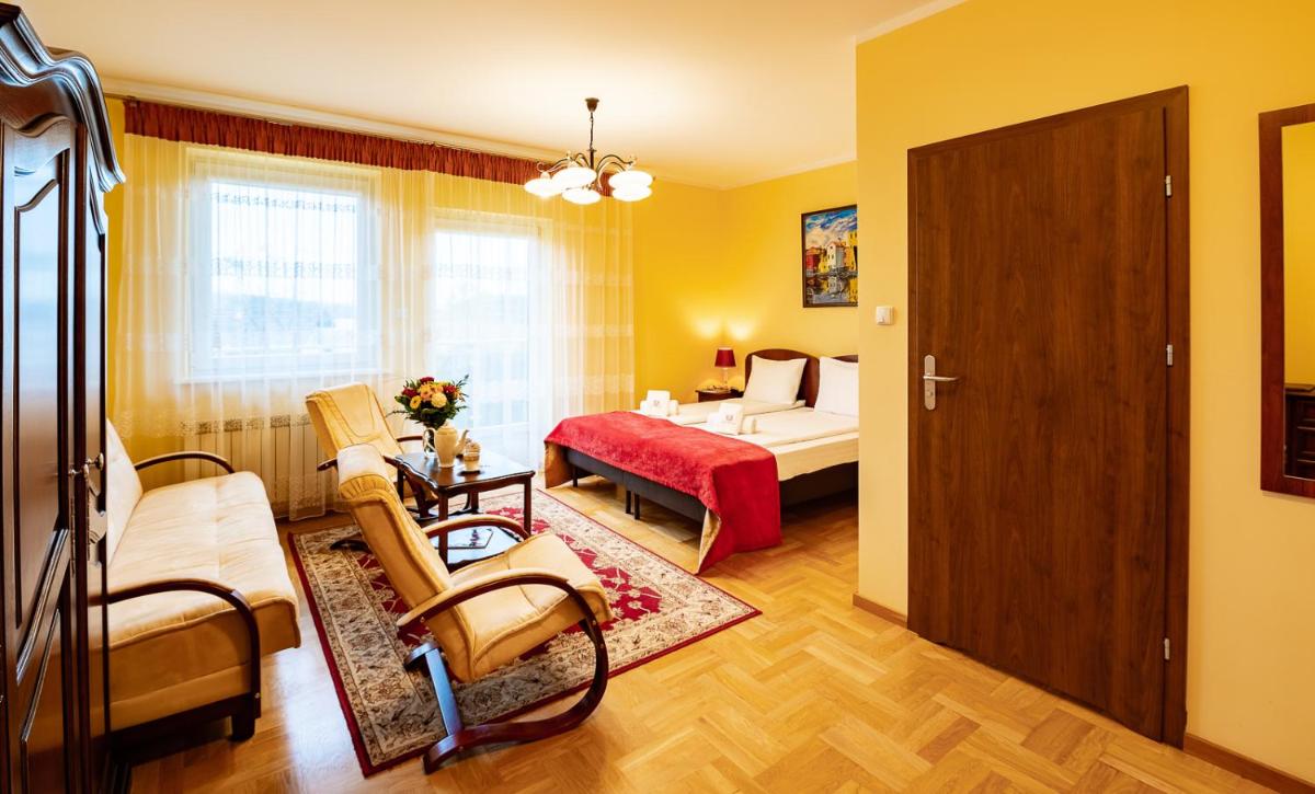 Hotel Kasztelan - Housity