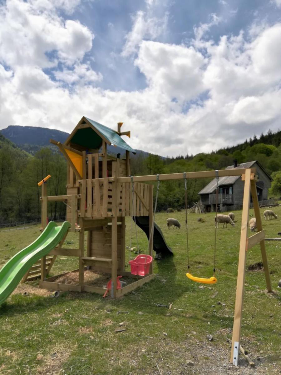 Les chalets de la forêt d'Issaux - Housity