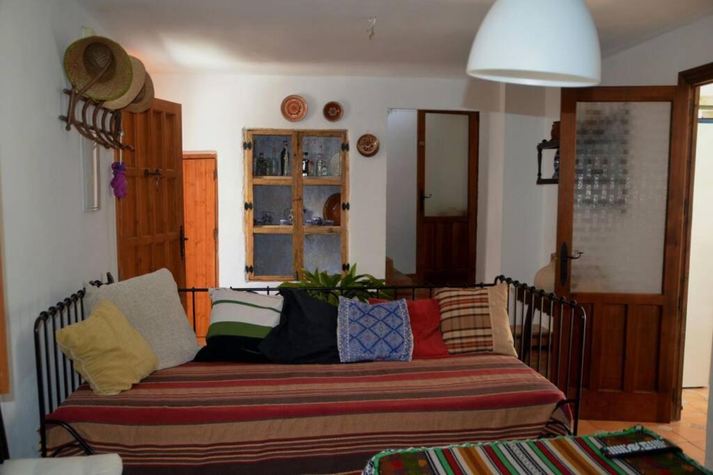 Vivienda rural Mogón-Junto al Guadalquivir A - Housity