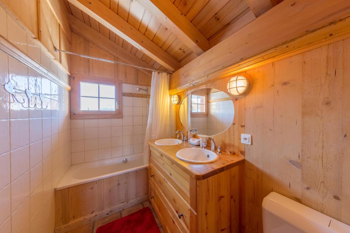 Chalet Pierre Blanche - Housity