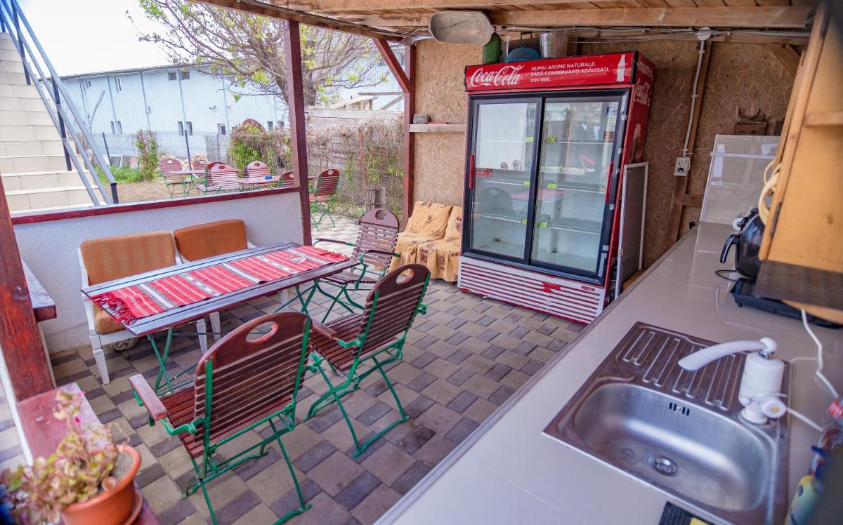 Old School - Housity