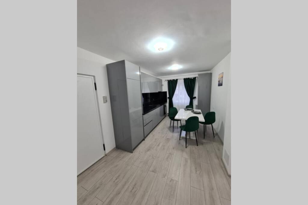 Two bedroom apartment - Housity