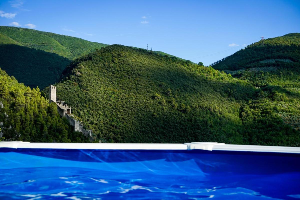 Le Rocche Valnerina Residence - Housity