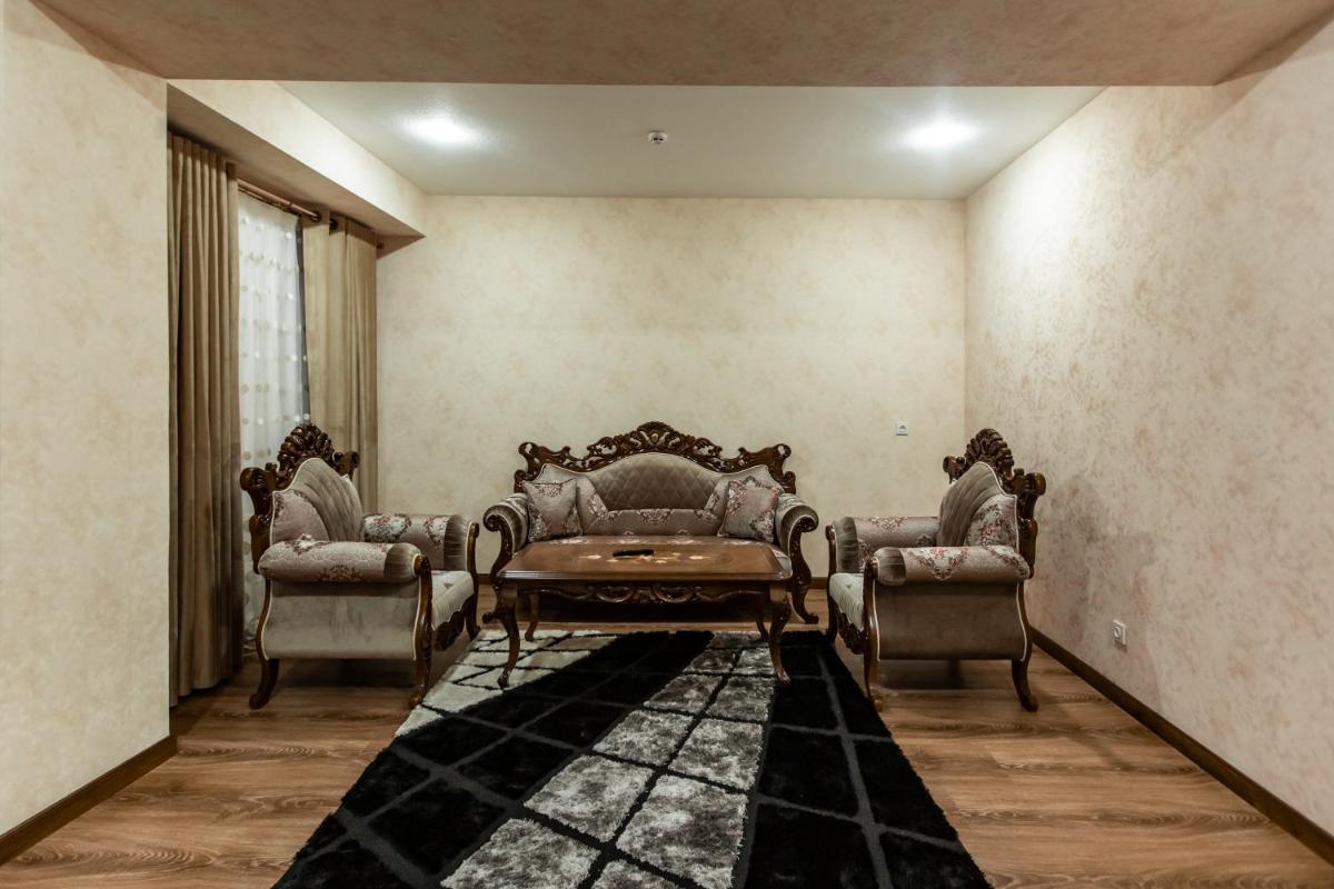 OydinPlaza Hotel - Housity