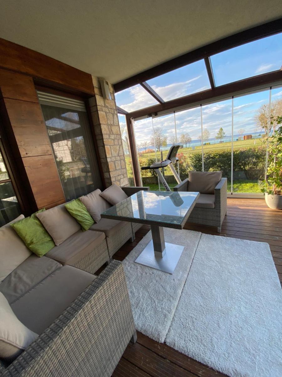 B-Home Resort - Housity