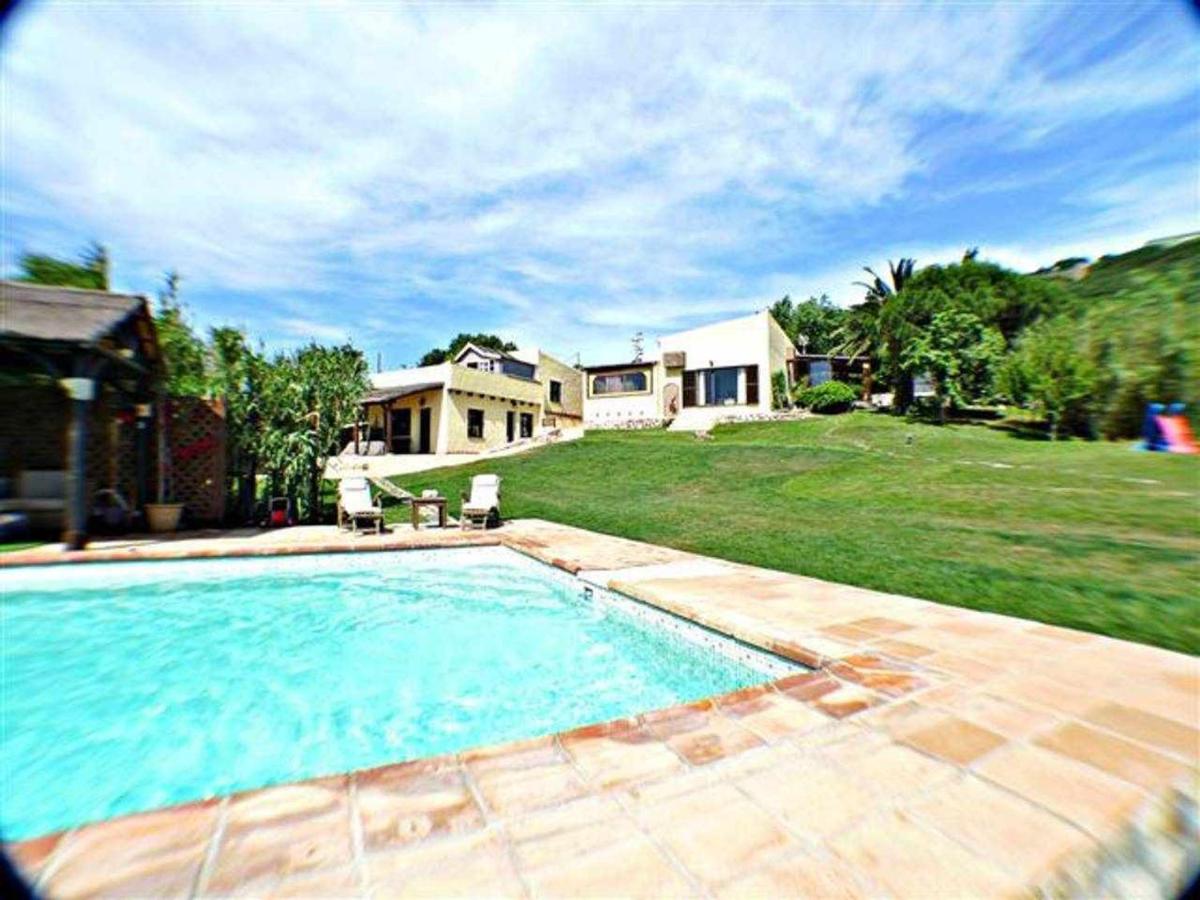 Villas Ahumada Chalet La Ahumada - Hizvo