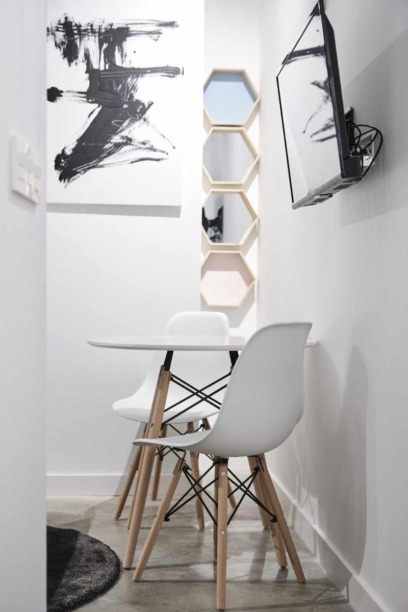 Encarnacion modern & luxury - Housity