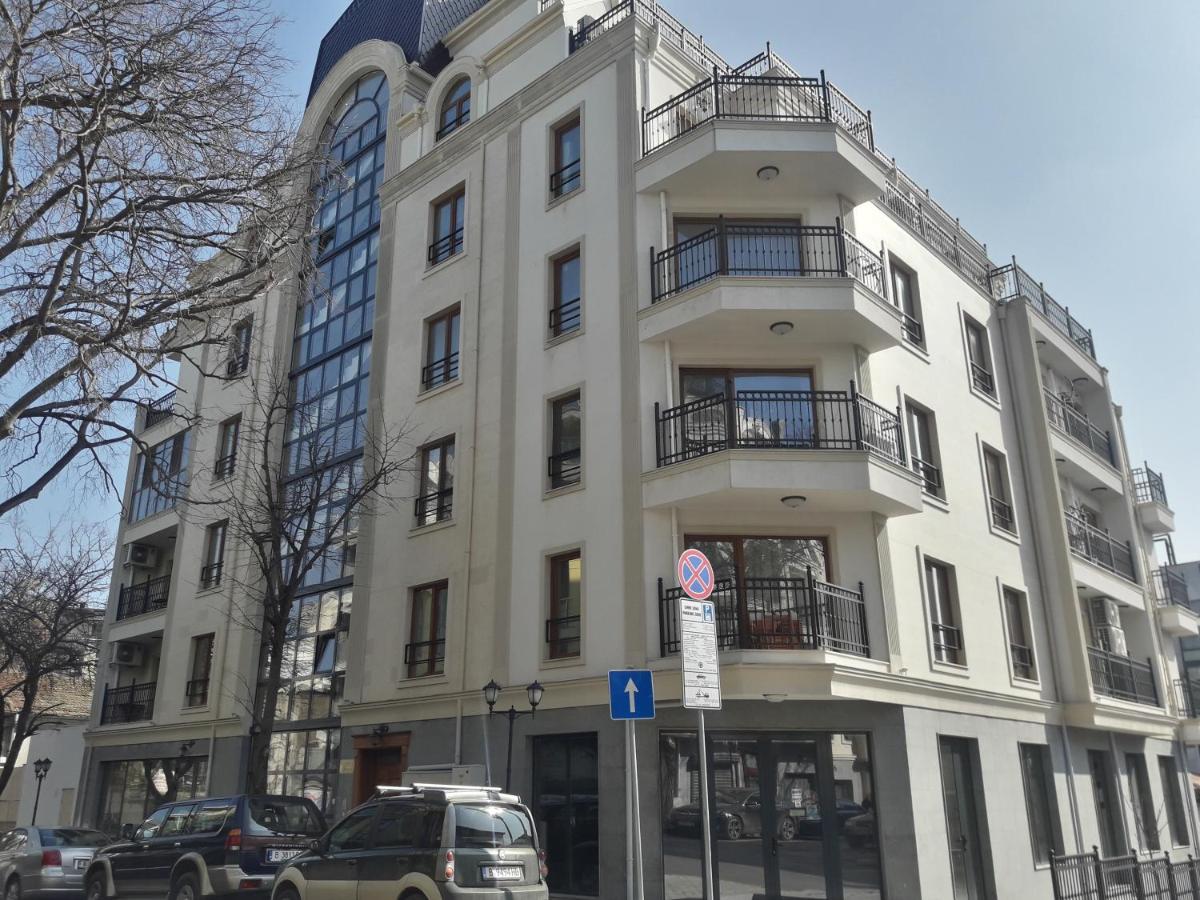 Comfy luxury center apartment - Hizvo