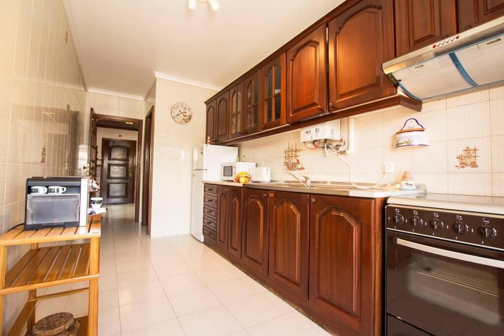 CASA DOS FARÓIS GARAGEM GRATUITO PRAIA DA BARRA - Housity