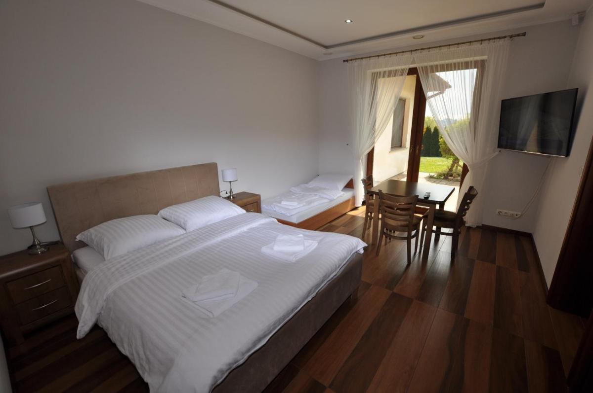 Apartamenty Sowiogórskie - Housity