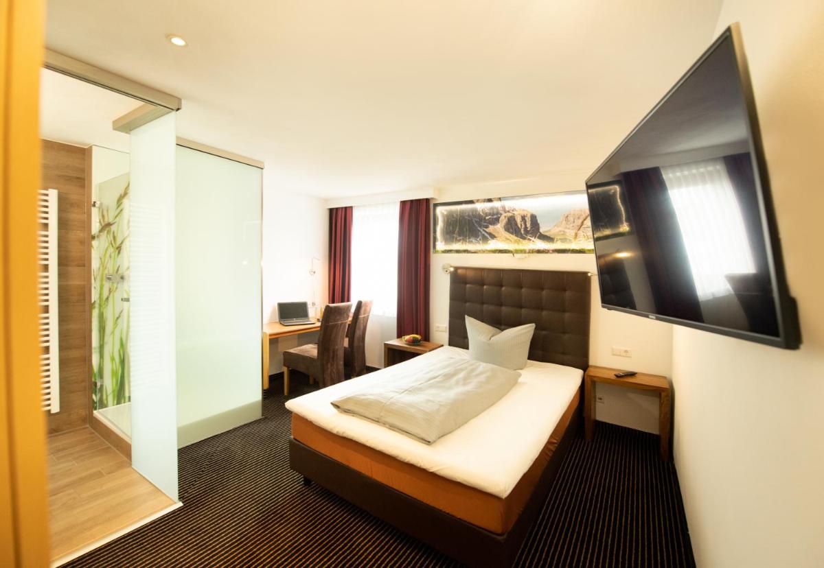 Stadthotel Giengen - Housity