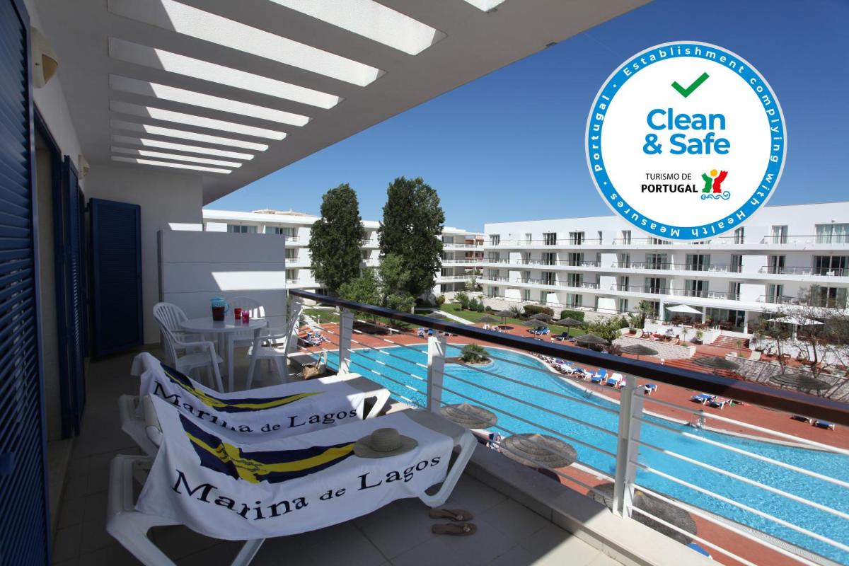 A piscina em ou perto de Marina Club Lagos Resort