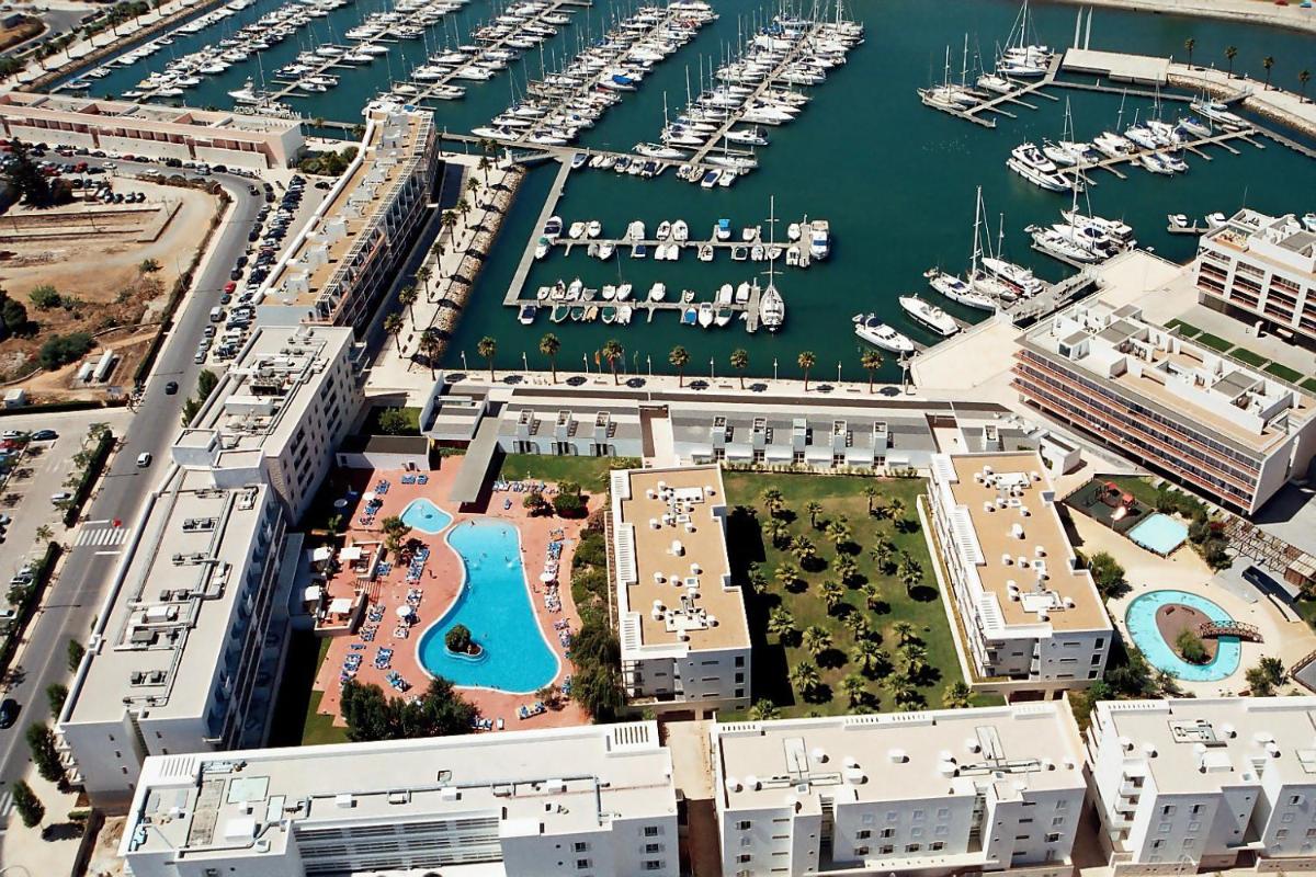 Uma vista geral de Lagos ou a vista da cidade a partir do hotel