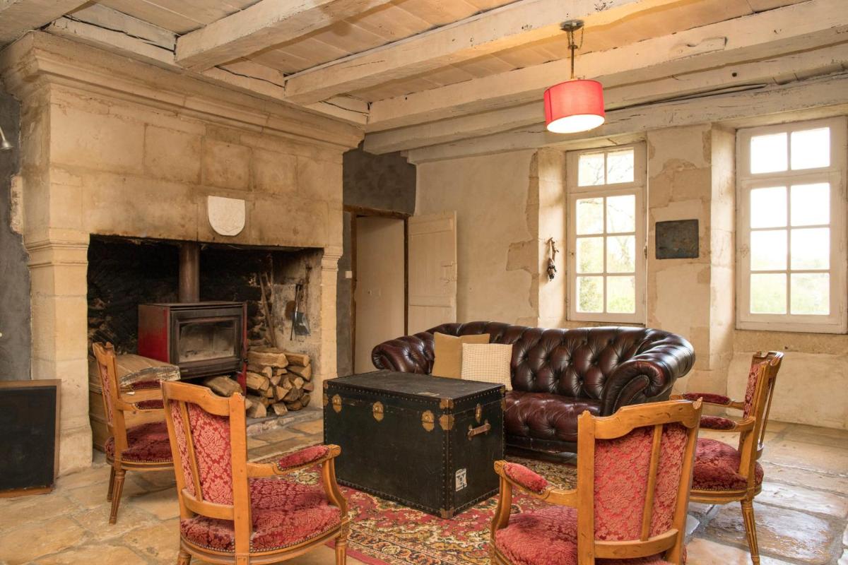 Maison de Maitre ancien logis du XVIIe - Housity