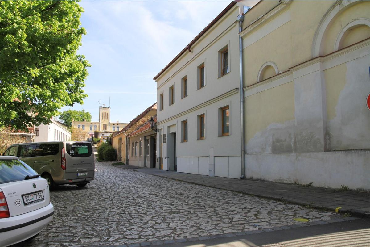 Velovíno apartmán - Housity