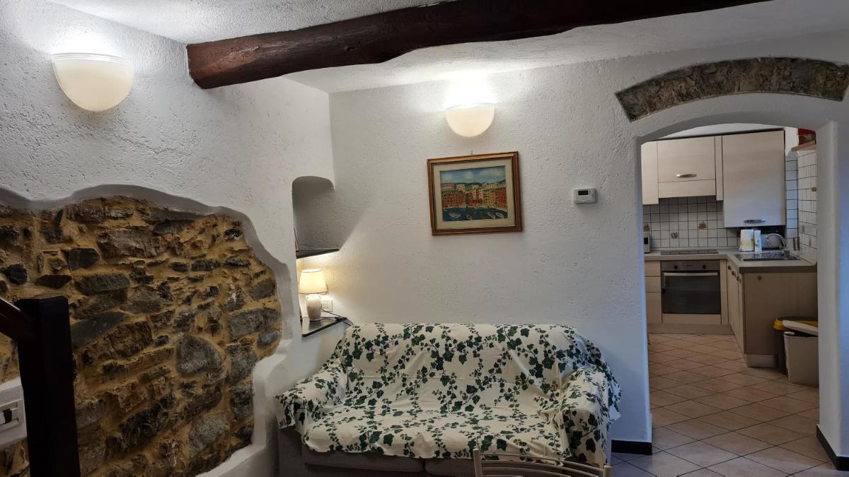 Beautiful loft-Località Le Grazie- Comune Portovenere - Housity