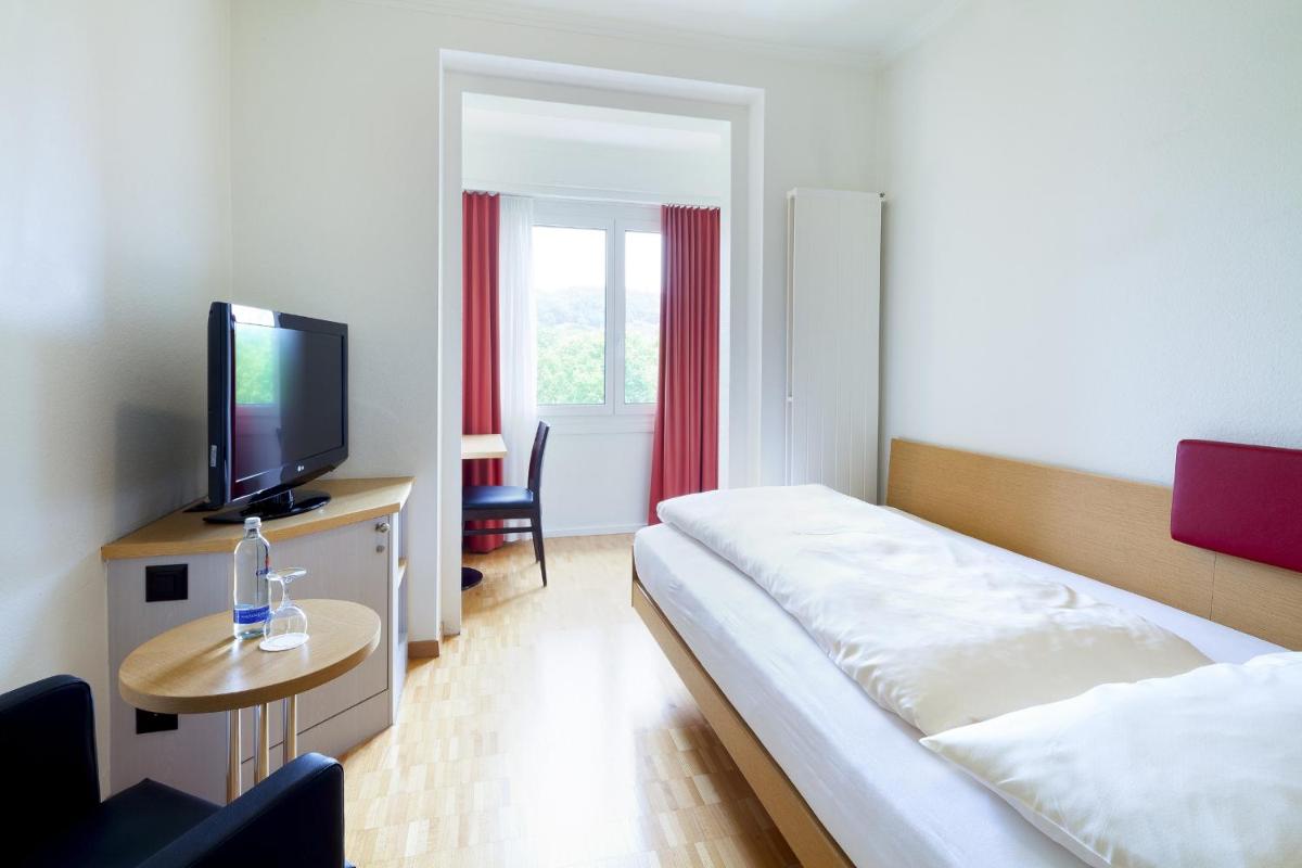 Swiss Star Irchel - Self Check-In - Housity