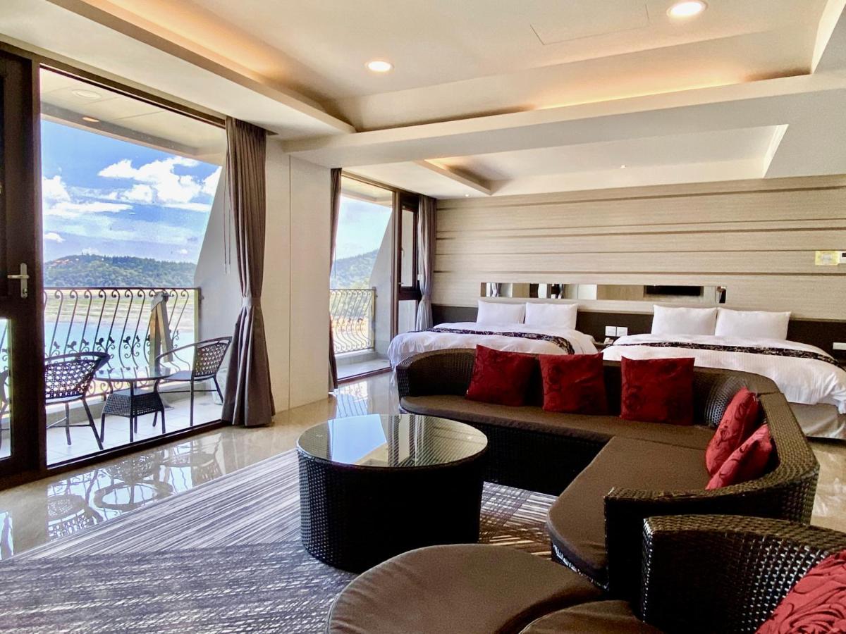 Ming Yue Hu Hotel - Hizvo