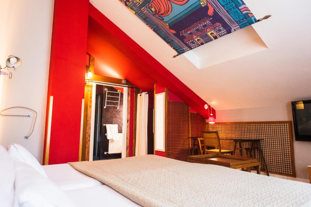 Hotel Castillo del Alba - Housity