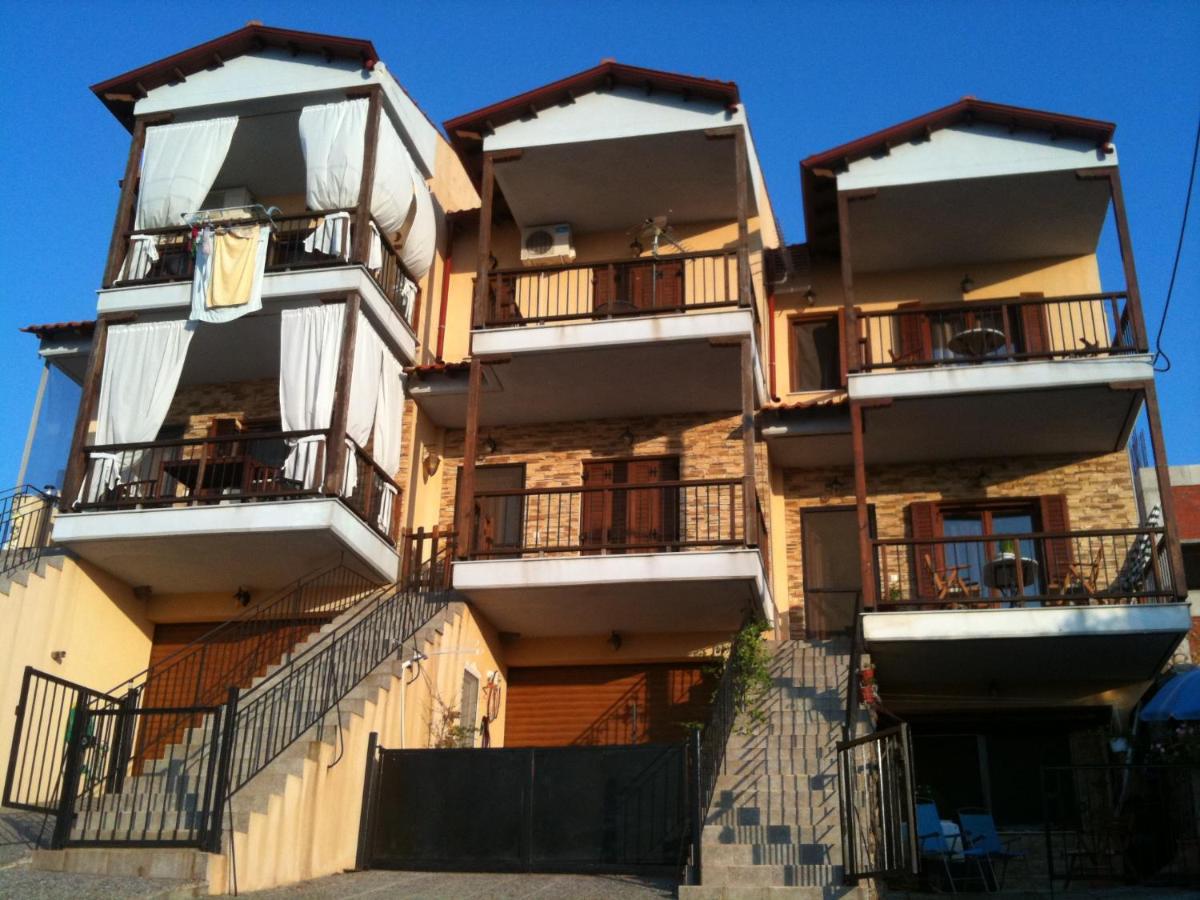 ΜΕΖΟΝΕΤΑ - Housity