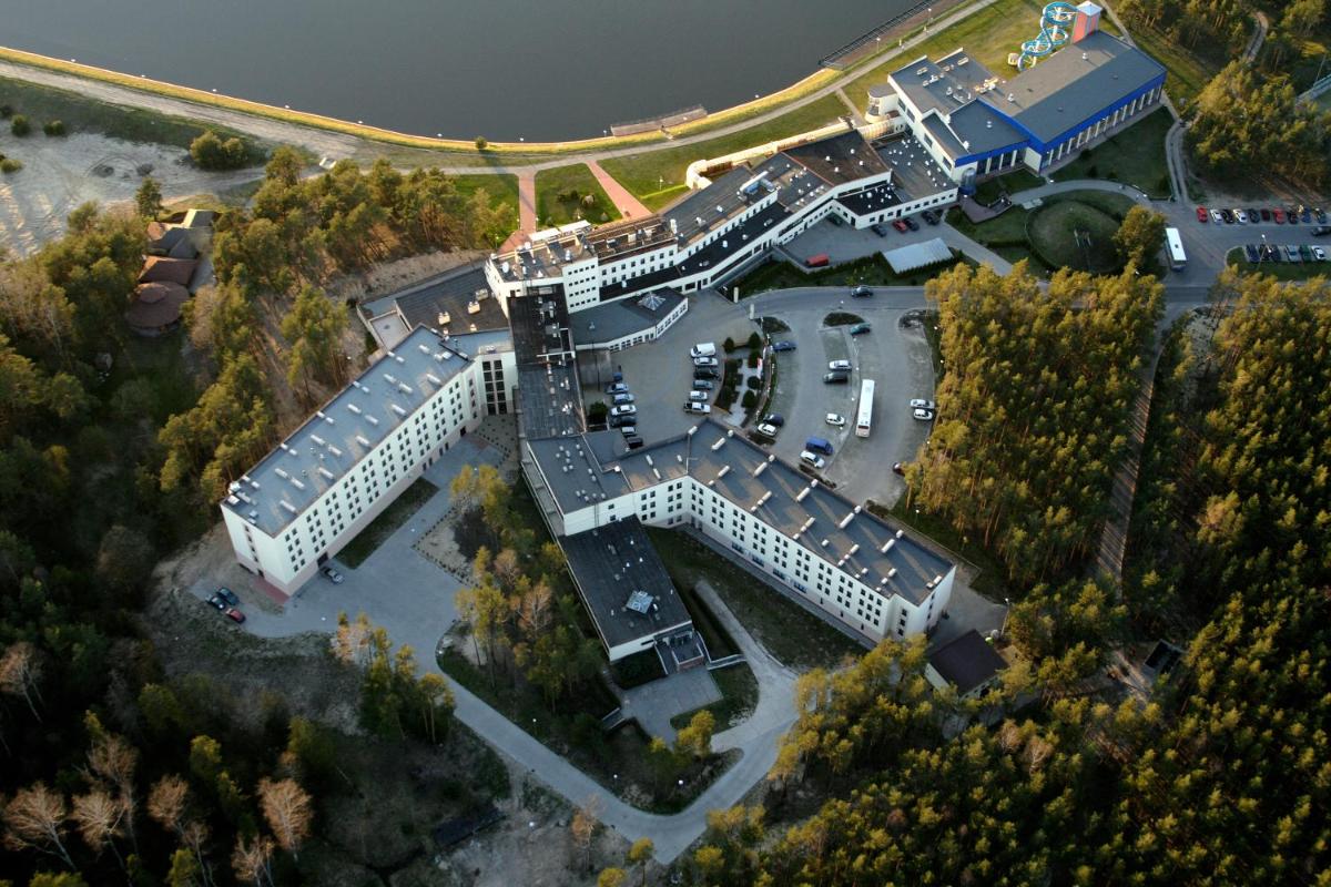 Hotel Wodnik - Housity